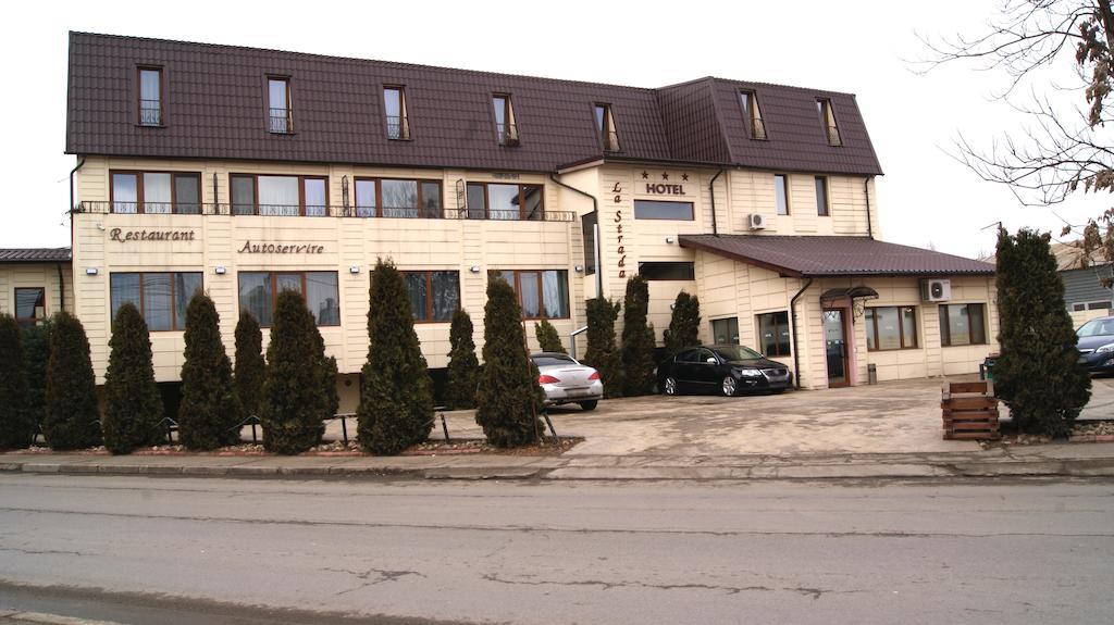 Hotel La Strada Ploieşti Dış mekan fotoğraf